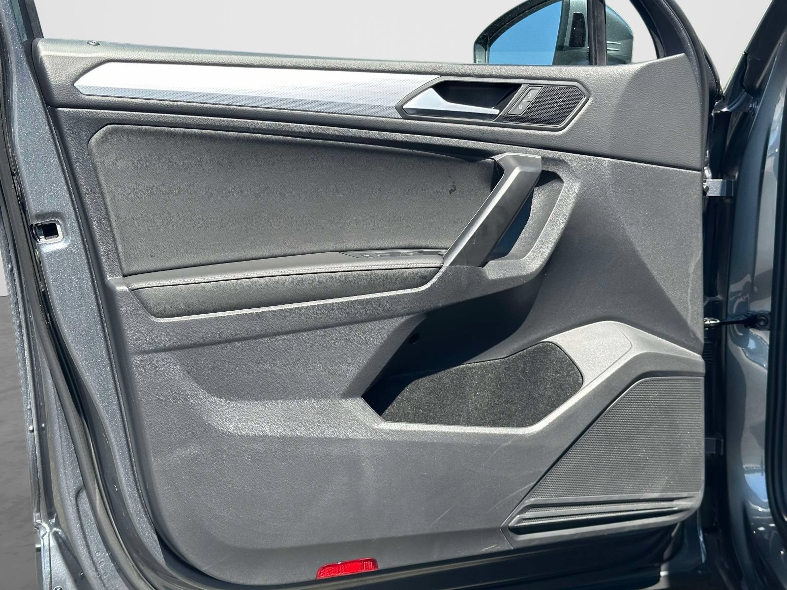 Certified 2024 Volkswagen Tiguan S FWD image 16