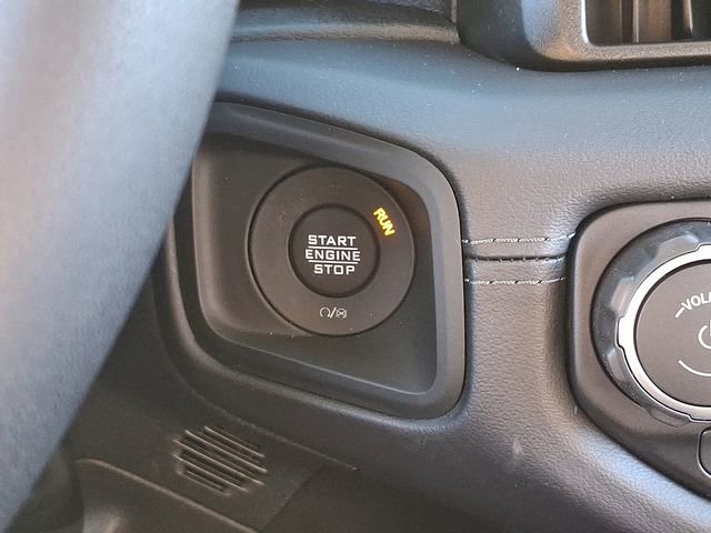 New 2026 Jeep Wrangler Unlimited Rubicon w/ Technology Group image 15