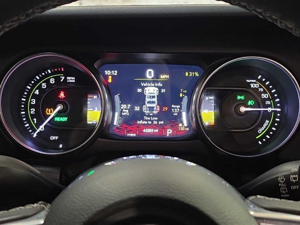 Used 2022 Jeep Wrangler Unlimited Sahara w/ Cold Weather Group image 30