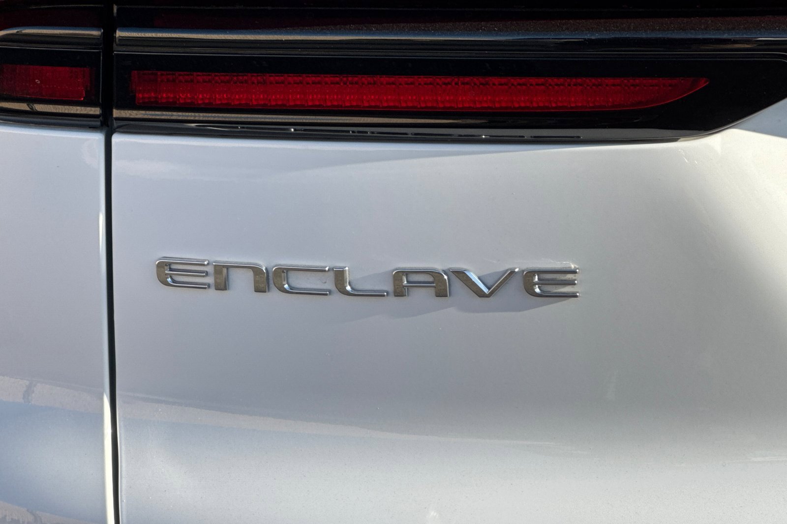 Certified 2025 Buick Enclave Sport Touring FWD image 29