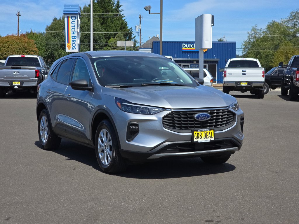 Certified 2023 Ford Escape Active image 2