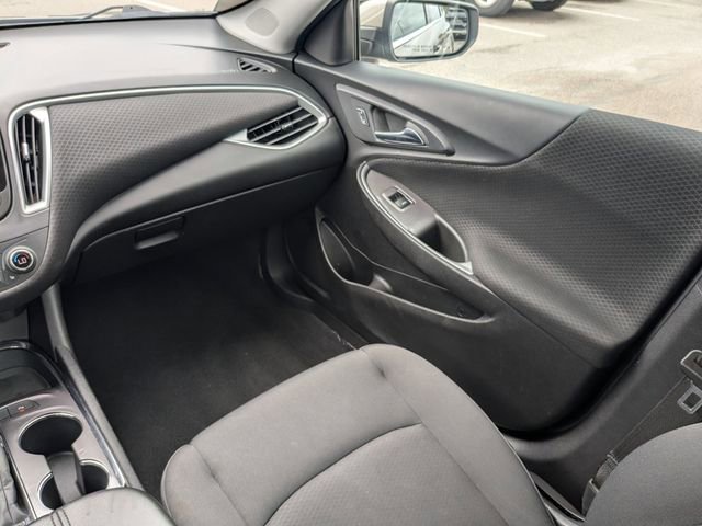 Used 2023 Chevrolet Malibu LT w/ Driver Confidence Package image 17