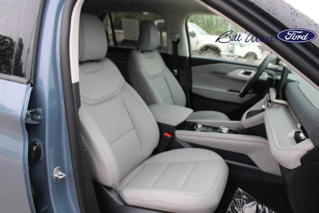 New 2026 Ford Explorer Active w/ Active Comfort Package AWD/4WD image 7