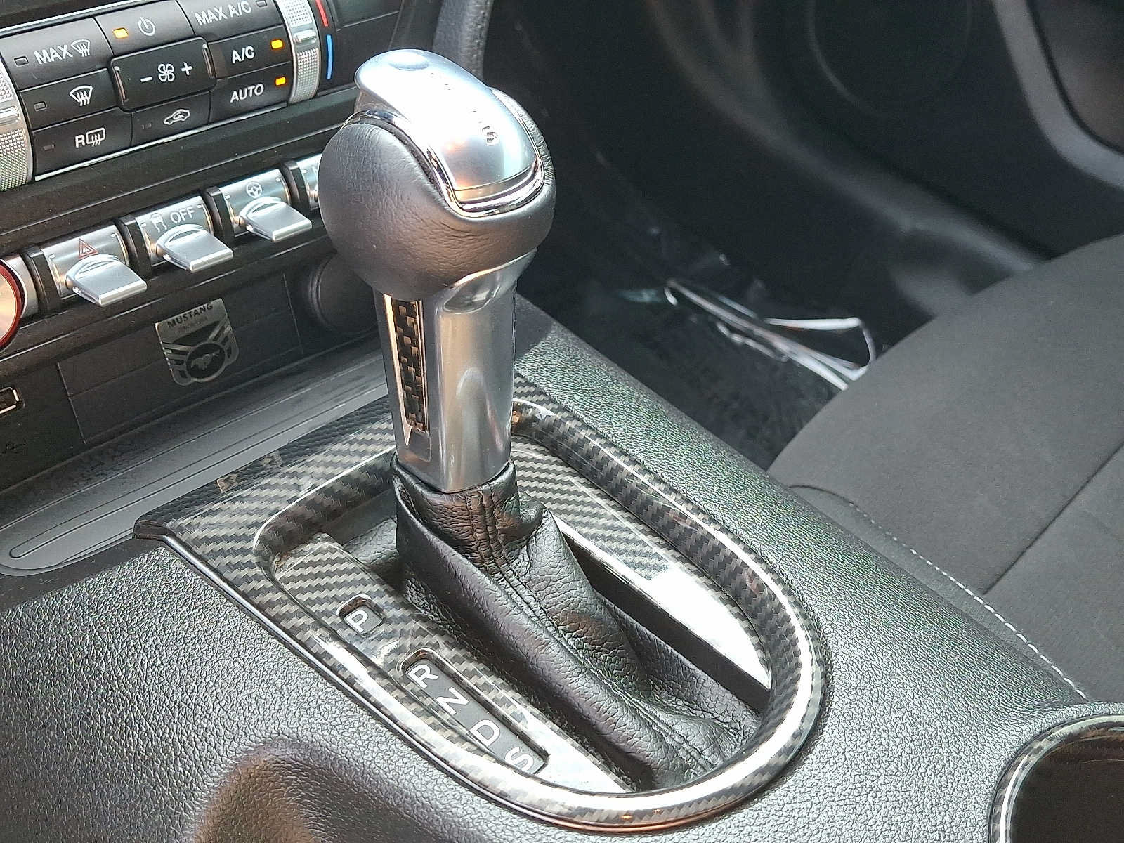 Used 2020 Ford Mustang Coupe w/ Equipment Group 101A RWD image 14