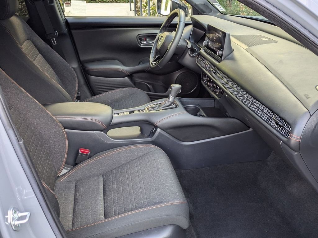 Used 2024 Honda HR-V Sport image 16