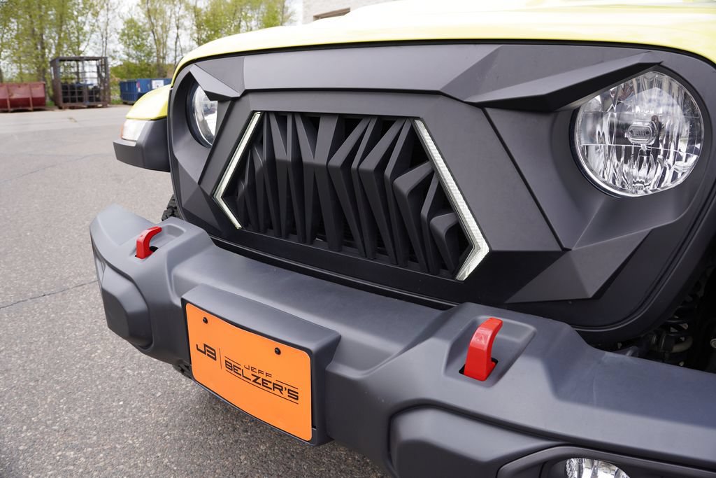 Used 2022 Jeep Wrangler Unlimited Rubicon AWD/4WD image 13
