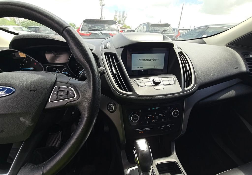 Used 2019 Ford Escape SEL FWD image 11