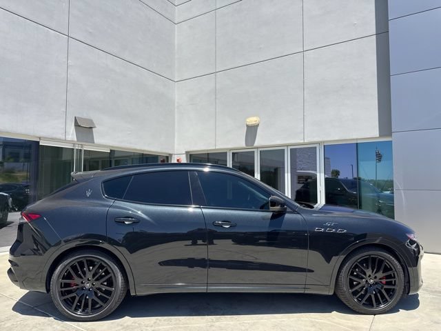 Certified 2022 Maserati Levante GT AWD/4WD image 9
