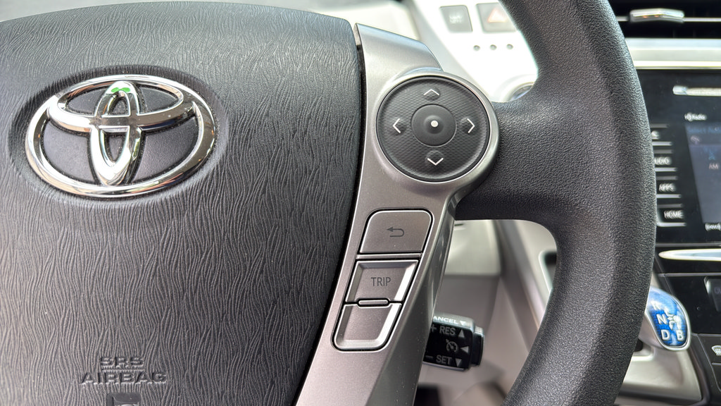 Used 2016 Toyota Prius V Three FWD image 22