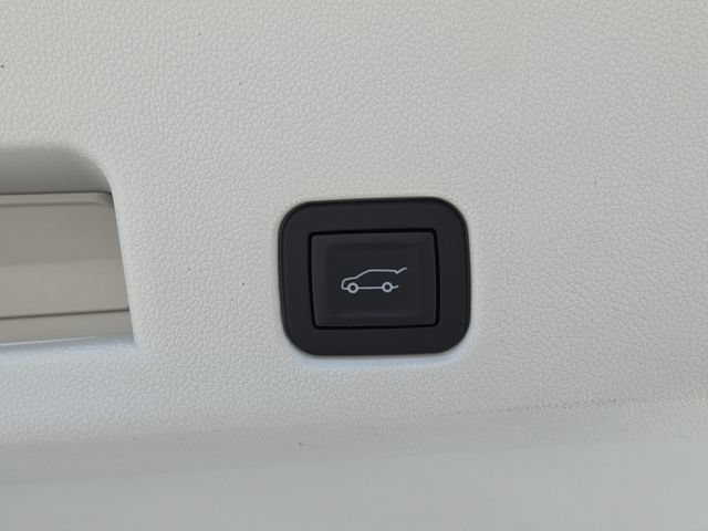 New 2026 Buick Enclave Avenir w/ Super Cruise Package FWD image 16