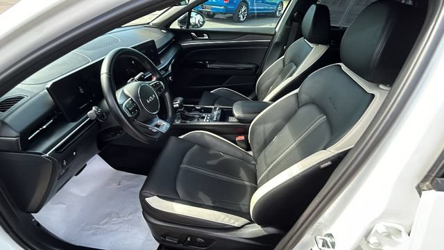 Used 2025 Kia K5 GT-Line w/ GT-Line Premium Package FWD image 17