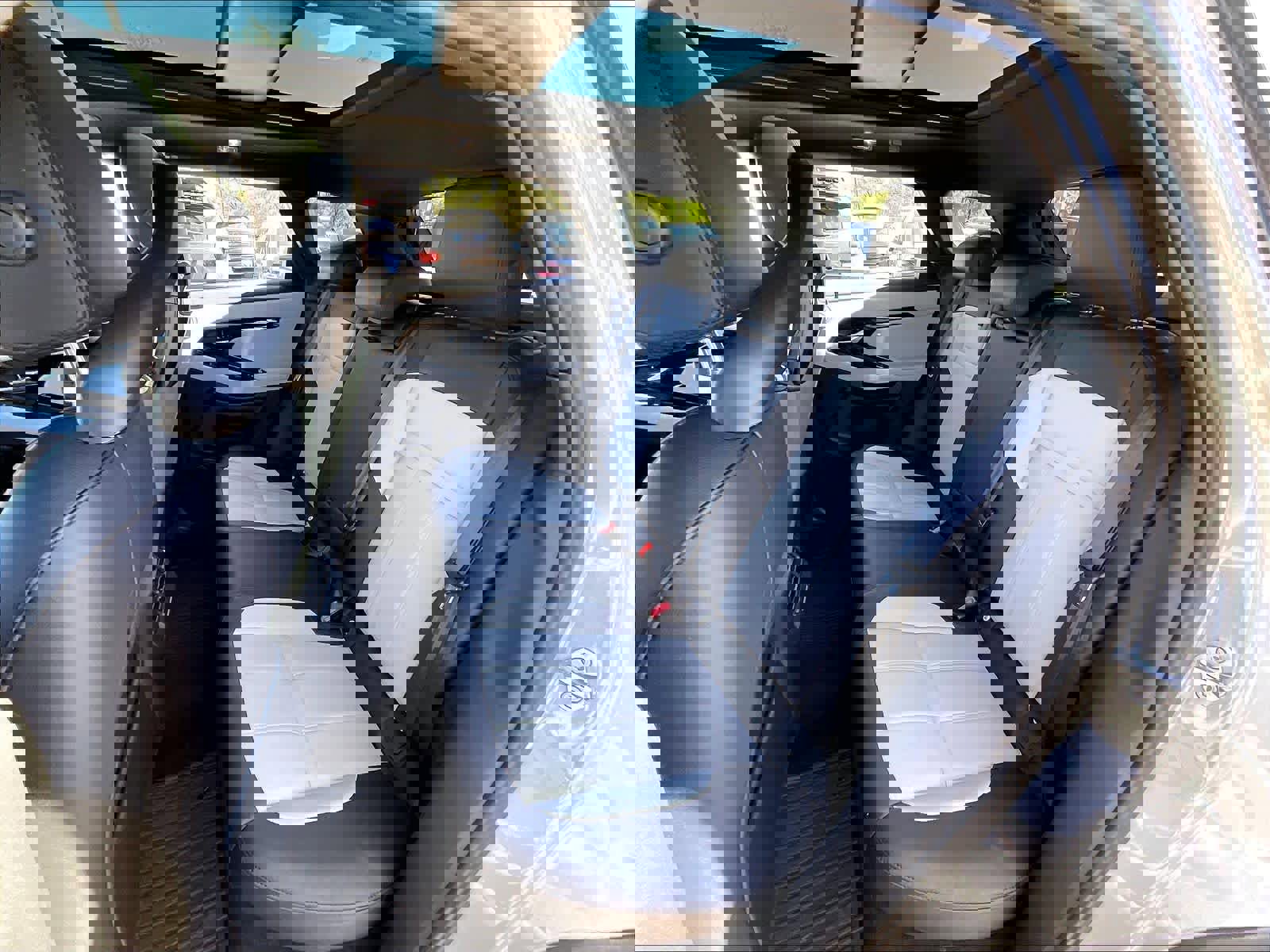 Used 2026 Land Rover Range Rover Evoque Dynamic SE image 27