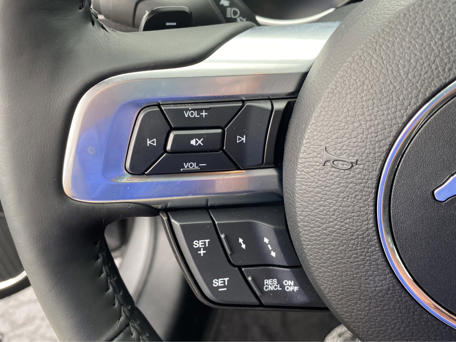 New 2023 Ford Mustang GT Premium w/ GT Performance Package image 27