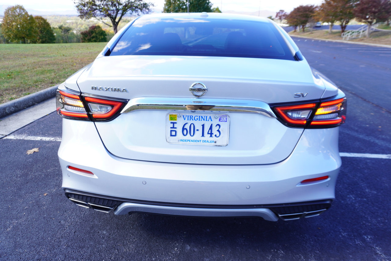 Used 2022 Nissan Maxima SV w/ Floor Mat Group image 8