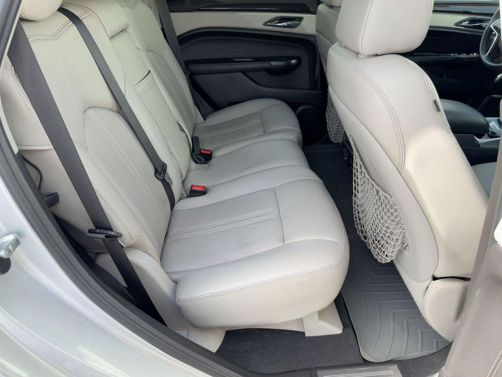 Used 2014 Cadillac SRX Luxury w/ Driver Awareness Package image 24