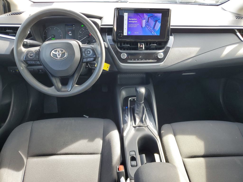 Used 2024 Toyota Corolla LE image 25