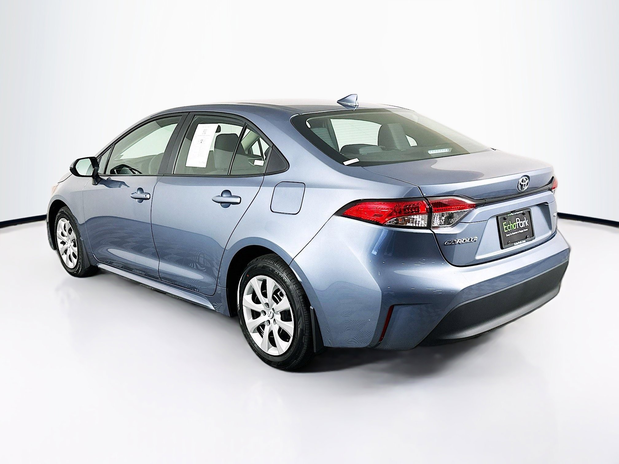 Used 2026 Toyota Corolla LE image 5
