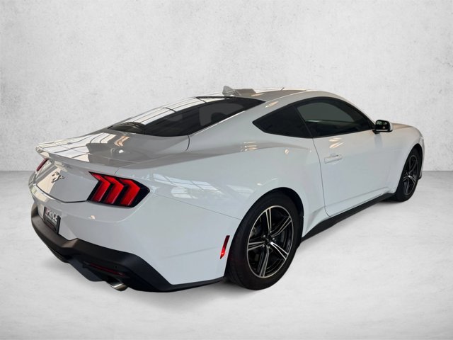 Used 2024 Ford Mustang Coupe RWD image 4