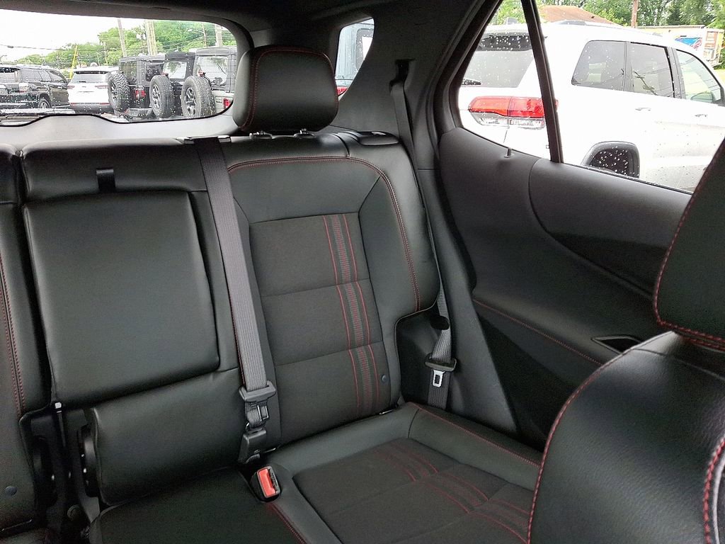 Used 2022 Chevrolet Equinox RS image 21