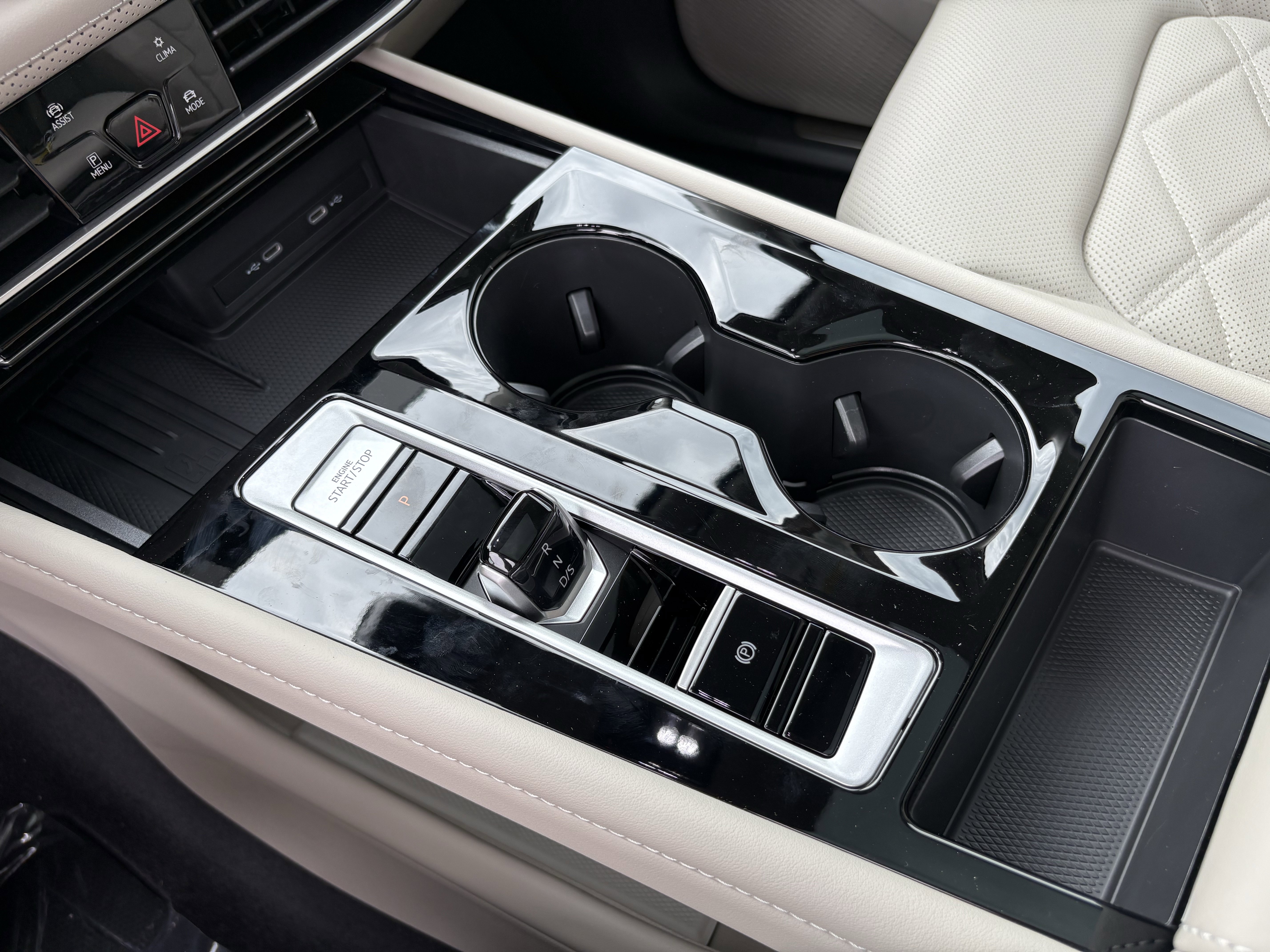 New 2026 Volkswagen Atlas SE image 21