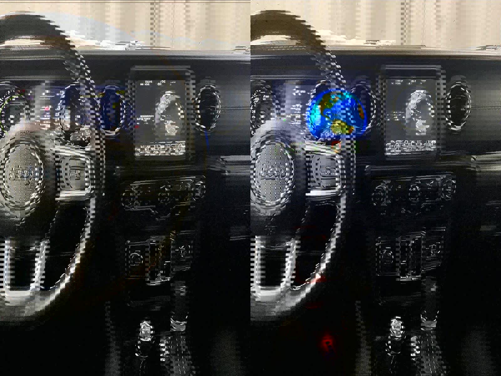 Used 2022 Jeep Wrangler Unlimited Sahara w/ Cold Weather Group image 18