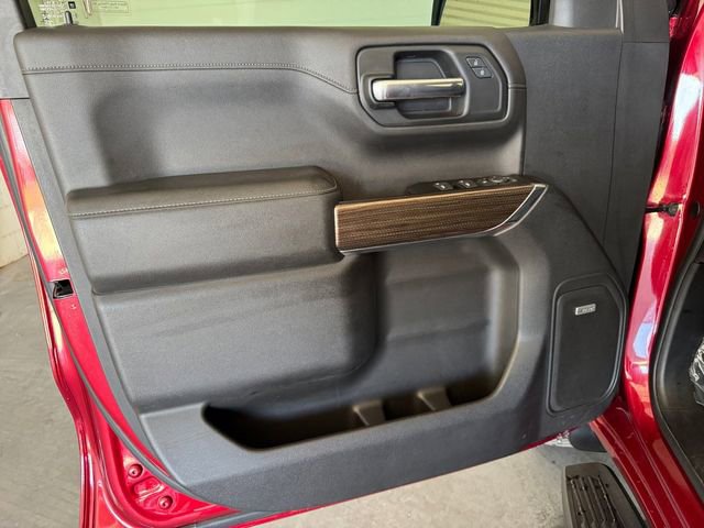 Used 2019 Chevrolet Silverado 1500 LT Trail Boss image 4