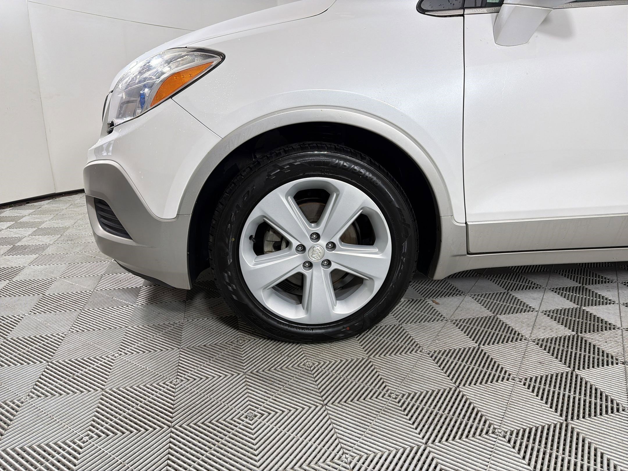 Used 2016 Buick Encore FWD image 12