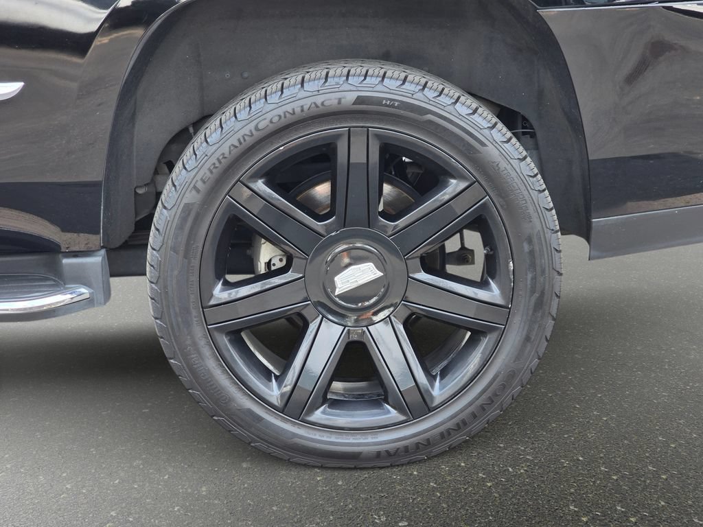 Used 2016 Cadillac Escalade Luxury AWD/4WD image 39