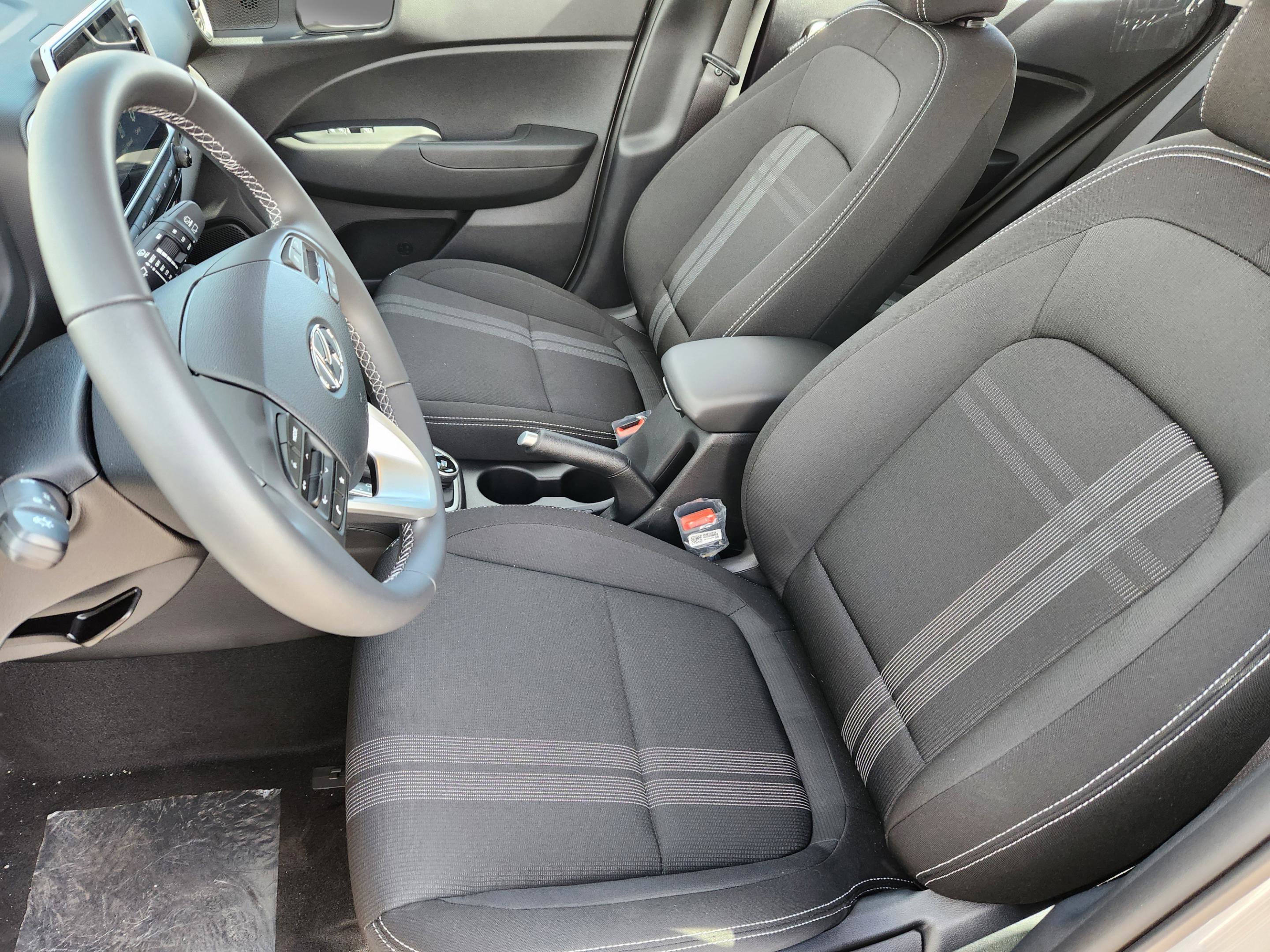 New 2026 Hyundai Venue SEL FWD image 18
