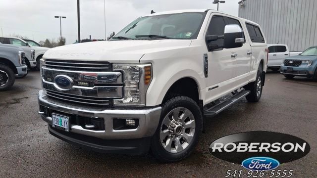 Used 2019 Ford F250 Lariat w/ Chrome Package image 1