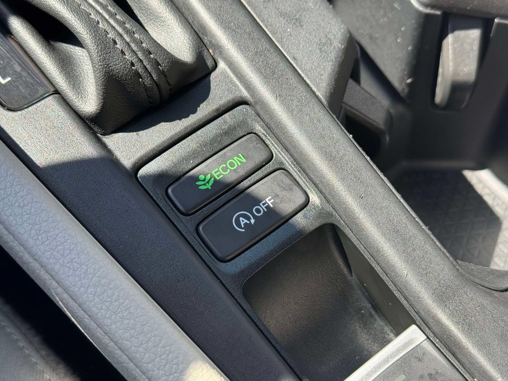 Used 2023 Honda Accord EX image 12