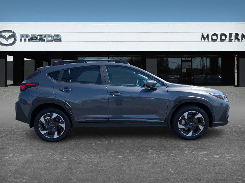 Used 2025 Subaru Crosstrek 2.5i Limited w/ Crosstrek Mirror Package image 4