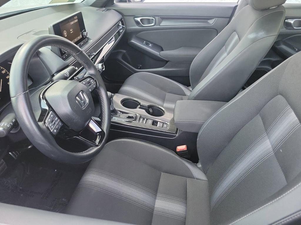 Used 2025 Honda Civic Sport image 3