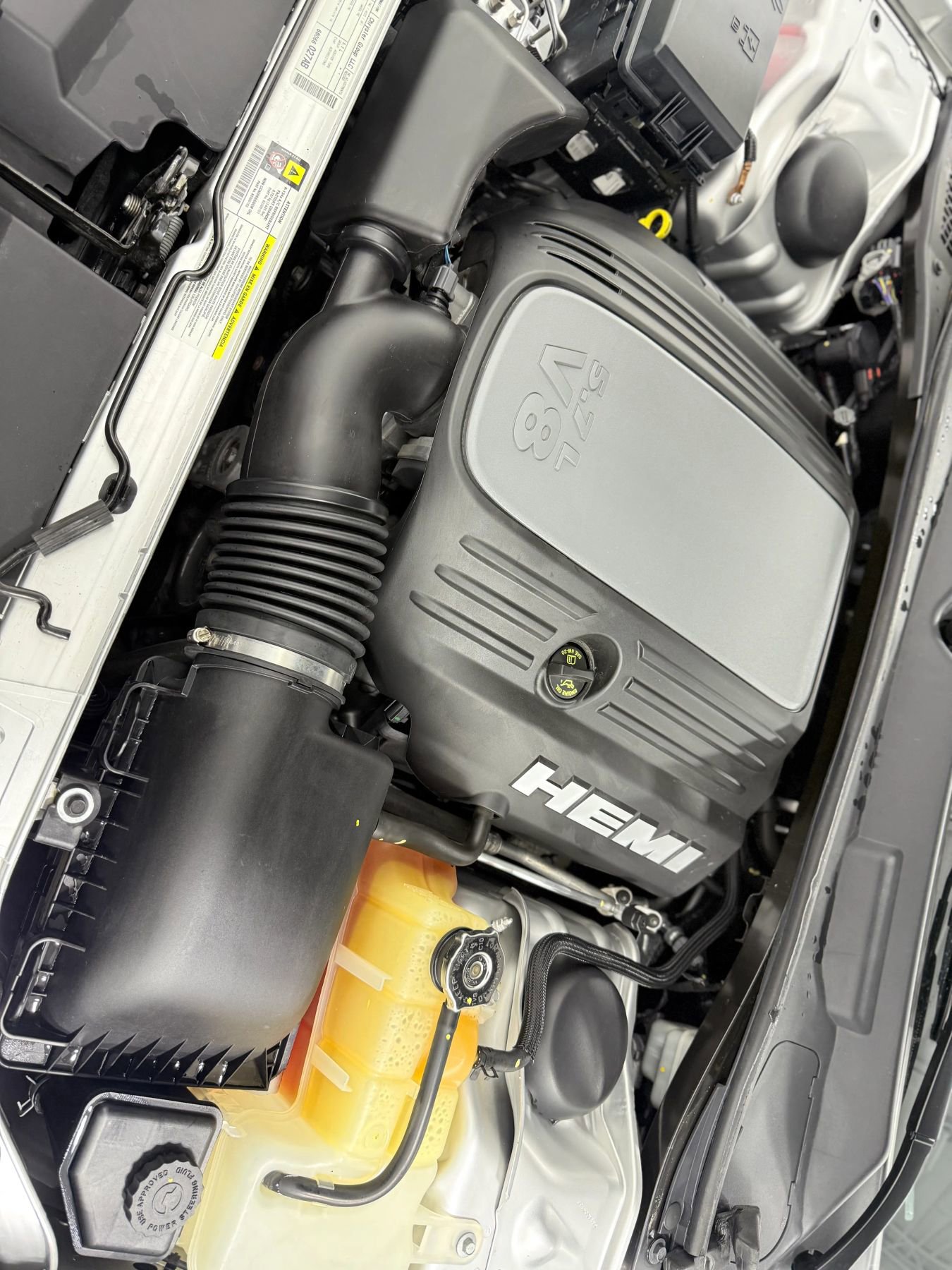 Used 2010 Dodge Challenger R/T image 36