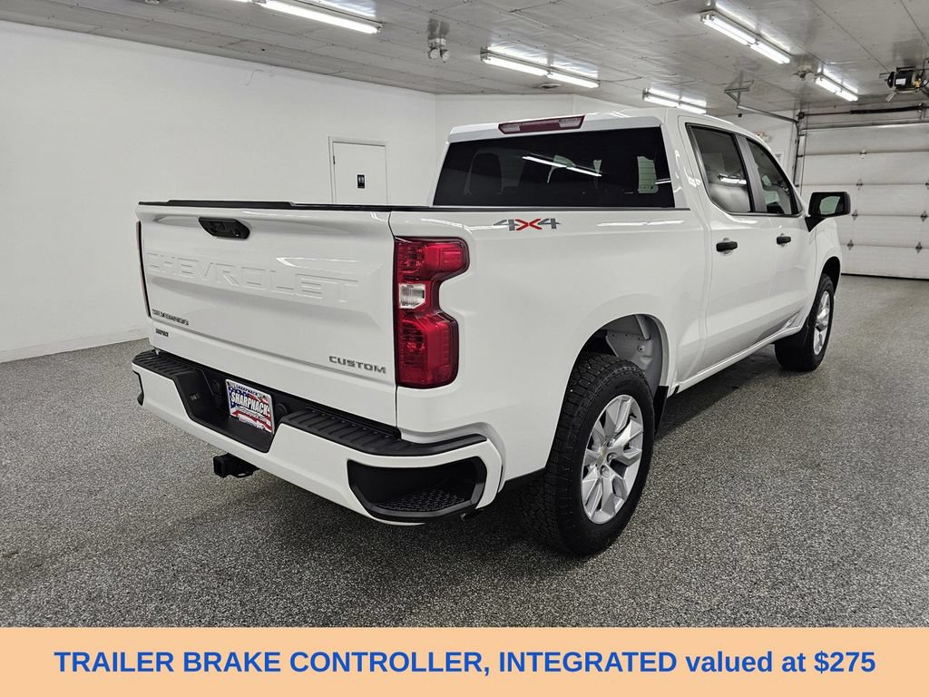 Used 2026 Chevrolet Silverado 1500 Custom AWD/4WD image 4