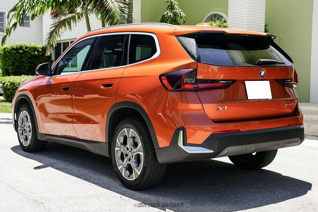 Used 2023 BMW X1 xDrive28i AWD/4WD image 6