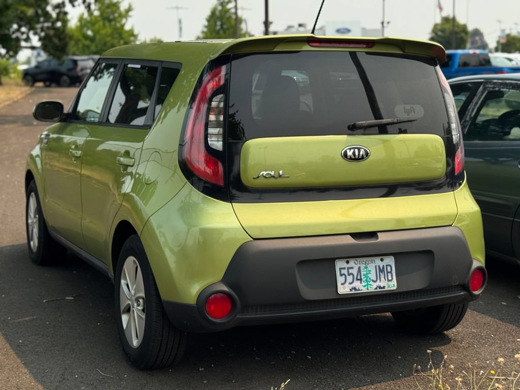 Used 2014 Kia Soul FWD image 2