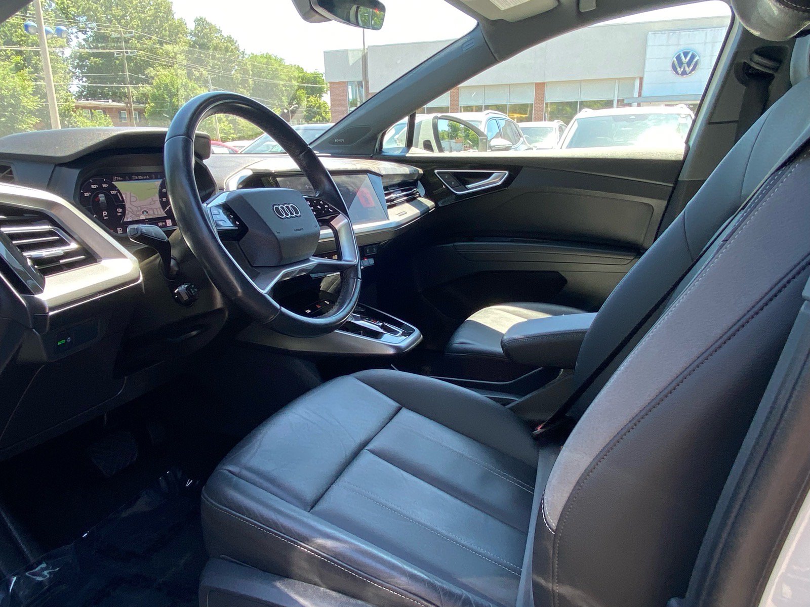 Used 2023 Audi Q4 e-tron Premium Plus w/ Premium Plus AWD/4WD image 12