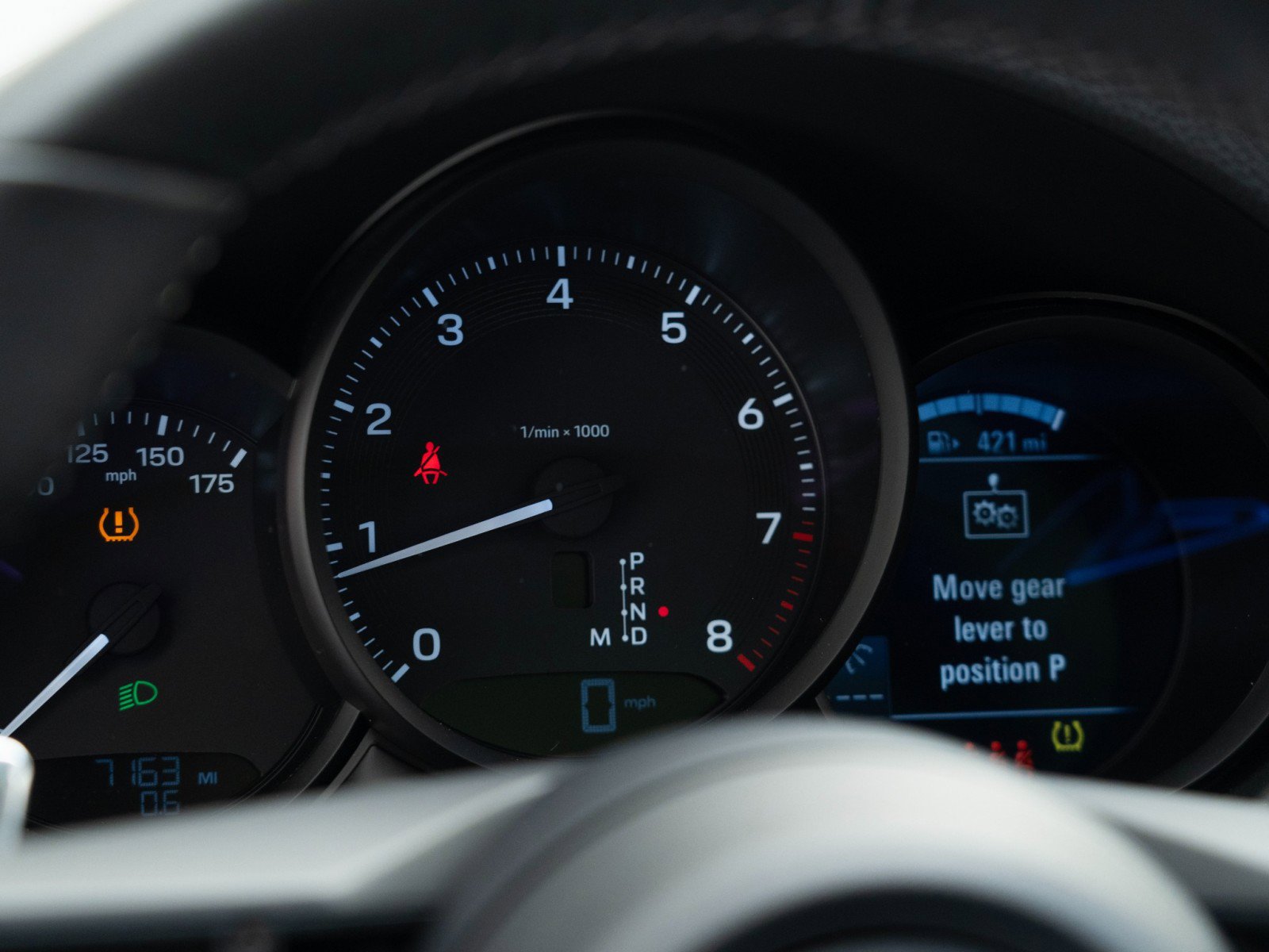 Certified 2025 Porsche Macan image 23