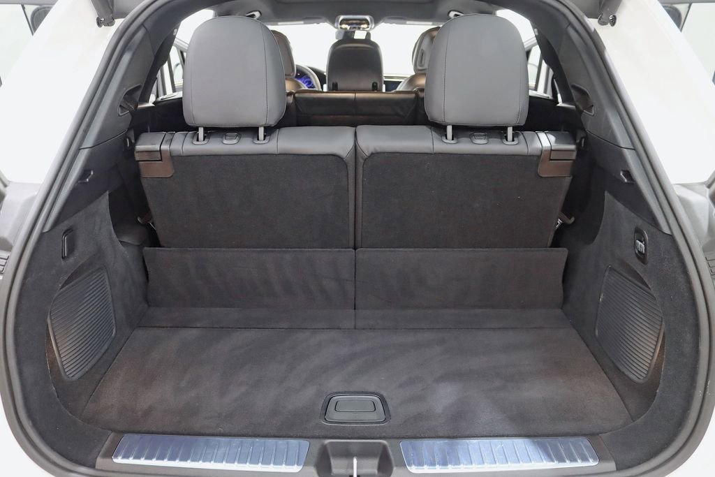 Used 2023 Mercedes-Benz EQS 580 4MATIC SUV image 43