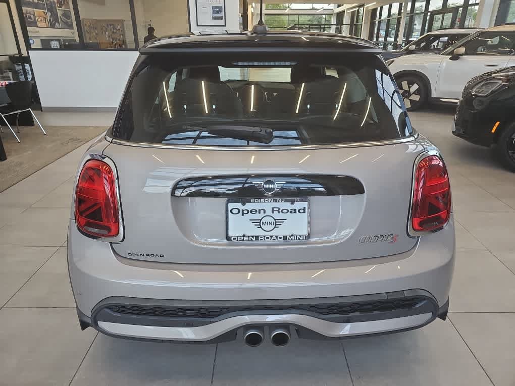 Used 2022 MINI Cooper S FWD image 6