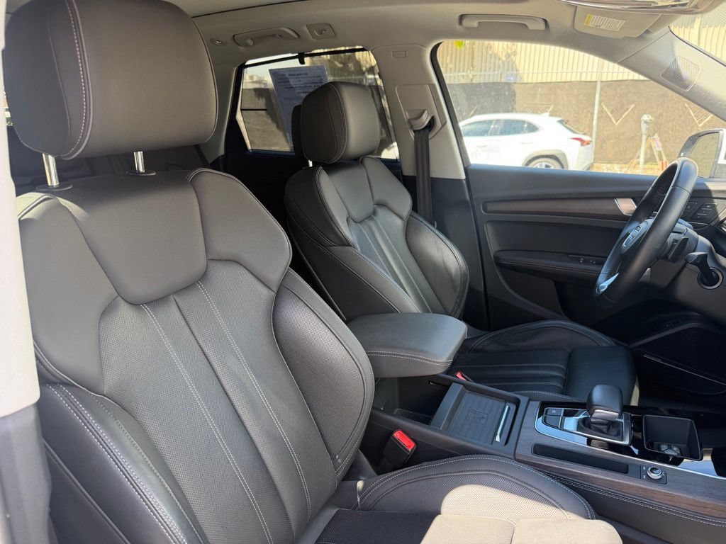 Used 2021 Audi Q5 Prestige AWD/4WD image 15