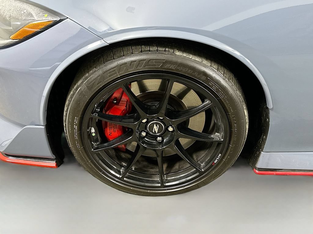 Used 2024 Nissan Z NISMO w/ Floor Mat Package RWD image 8