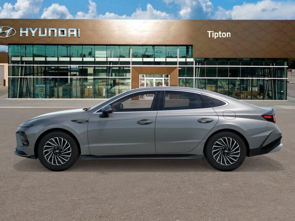 New 2026 Hyundai Sonata Limited FWD image 3