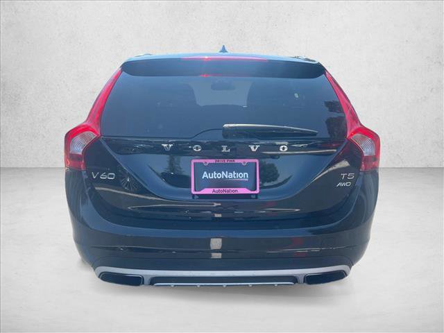 Used 2018 Volvo V60 T5 Cross Country Platinum image 6