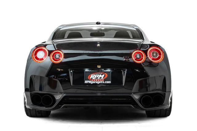 Used 2012 Nissan GT-R Black Edition AWD/4WD image 3
