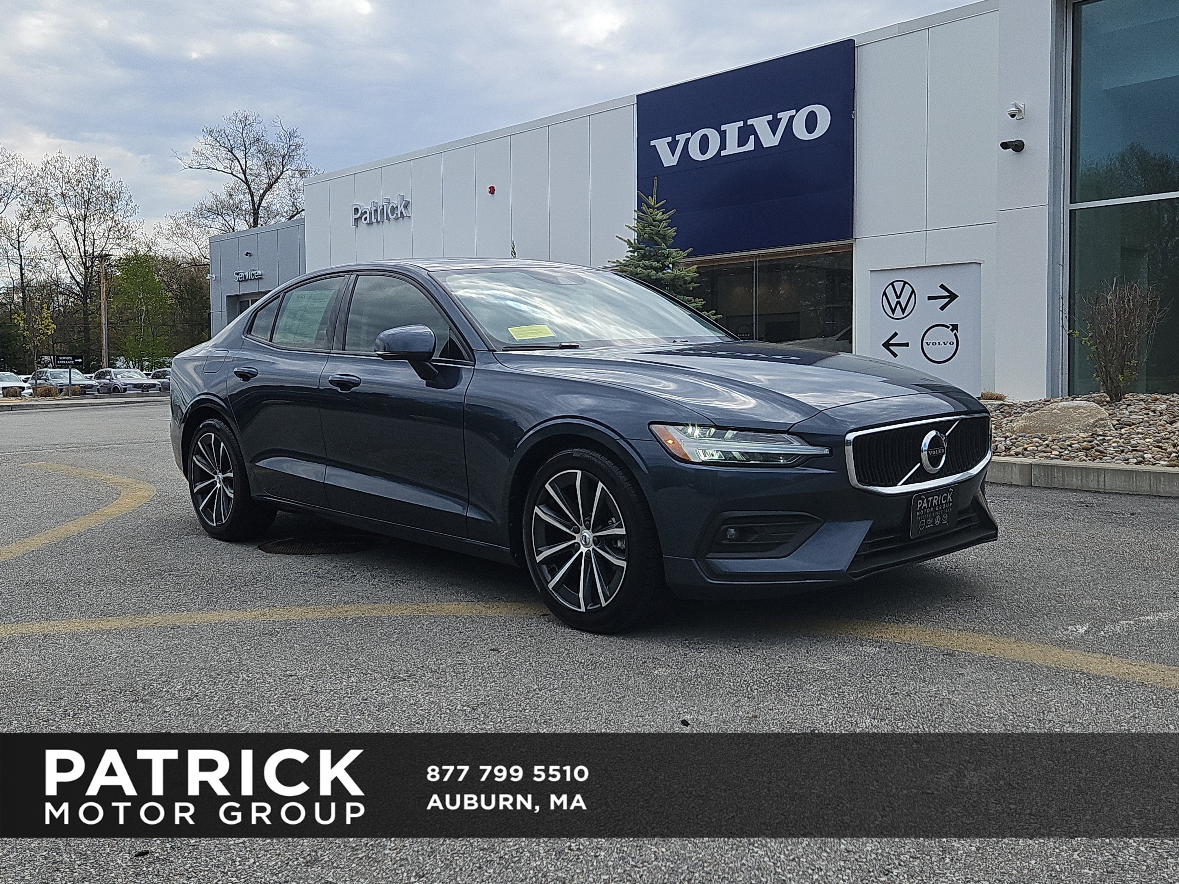 Used 2021 Volvo S60 T5 Momentum w/ Premium Package FWD image 1