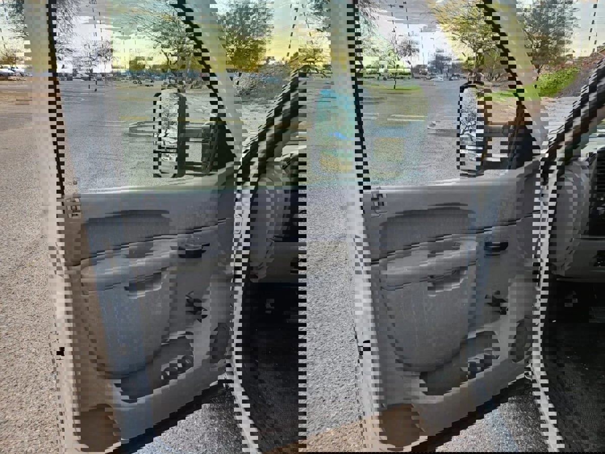 Used 2014 Chevrolet Silverado 3500 W/T image 29