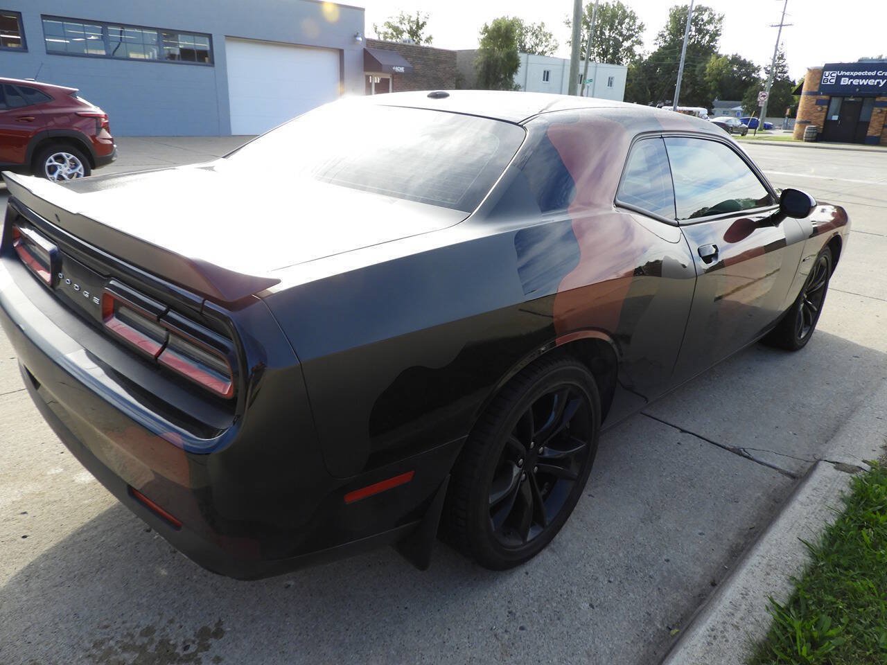 Used 2016 Dodge Challenger R/T w/ Blacktop Package RWD image 8