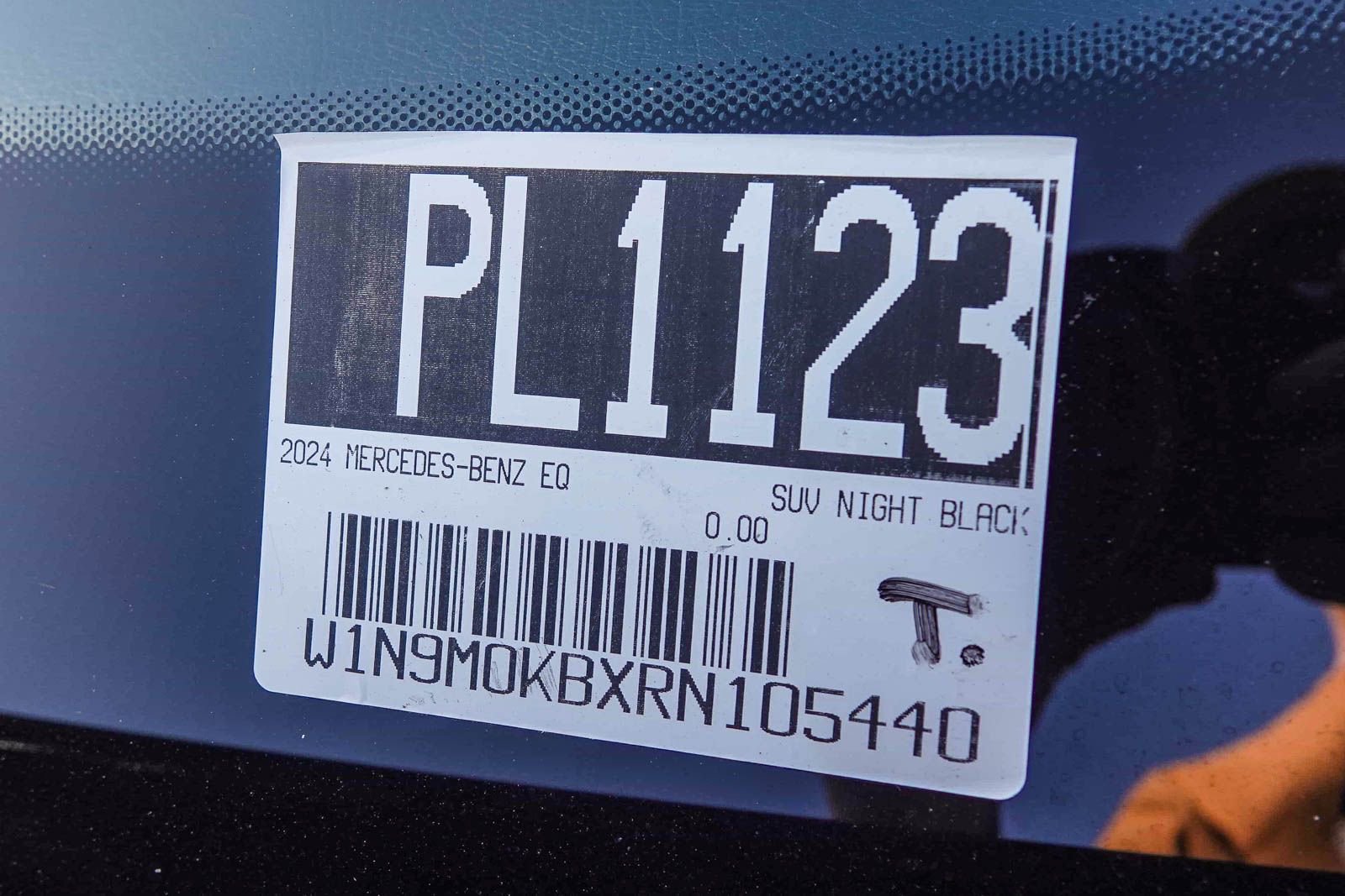 Used 2024 Mercedes-Benz EQB 300 4MATIC image 28